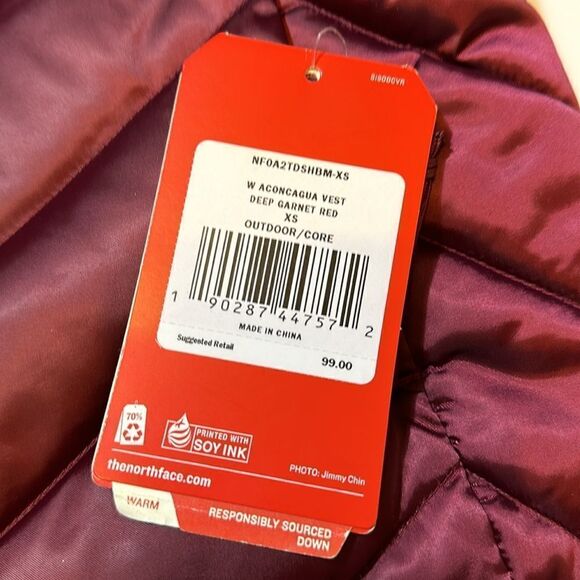 NEW The North Face 550 women’s goose down vest burgundy color size XS - Picture 10 of 13